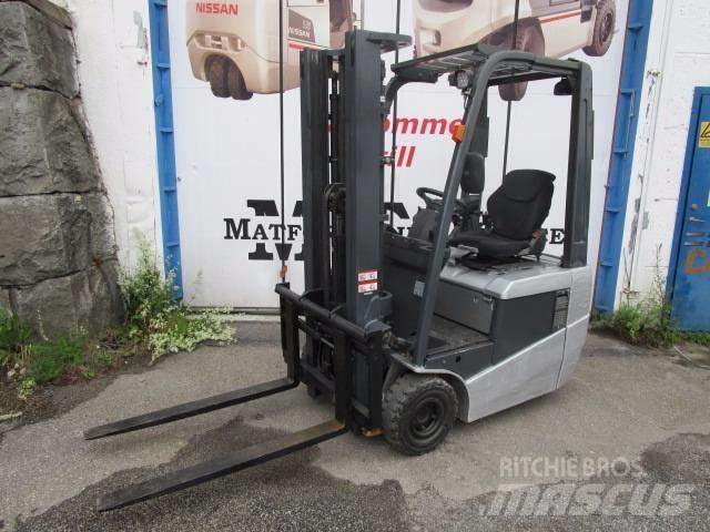 Nissan (Atlet) TX 15 Elektriniai šakiniai krautuvai
