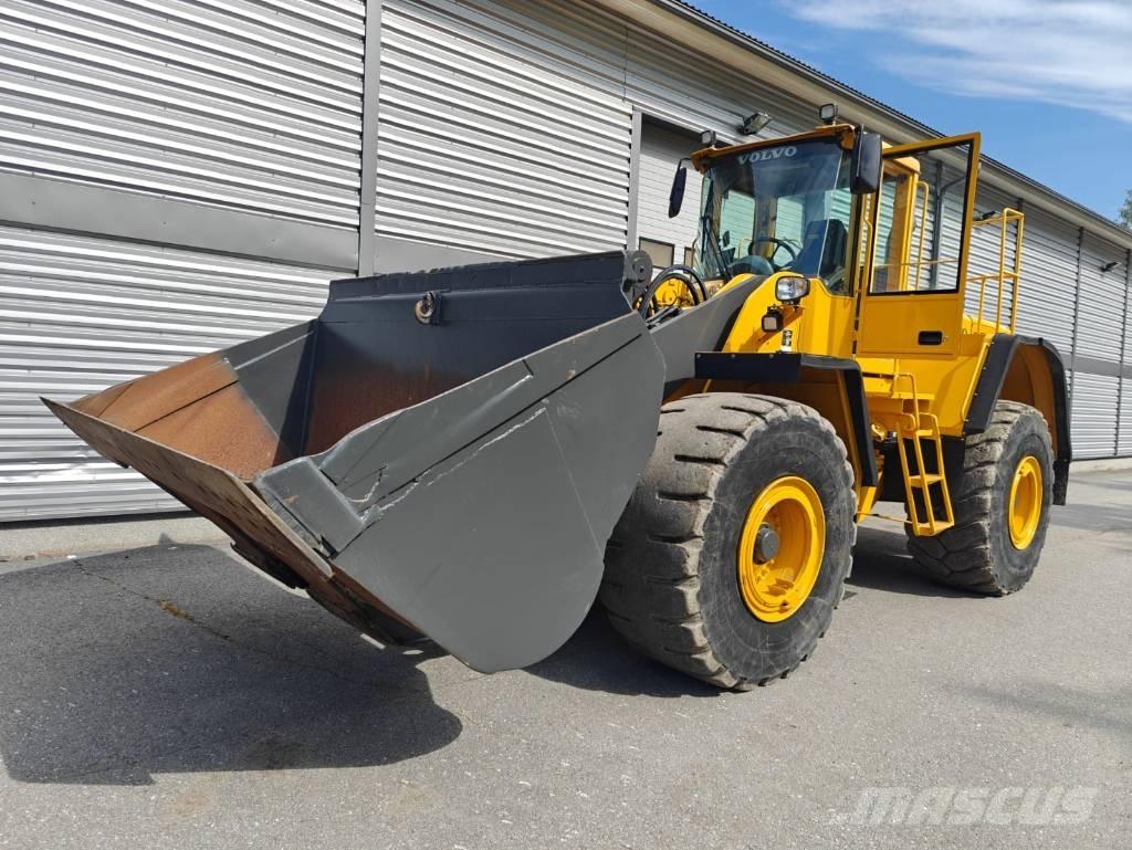 Volvo L 180 E Naudoti ratiniai krautuvai