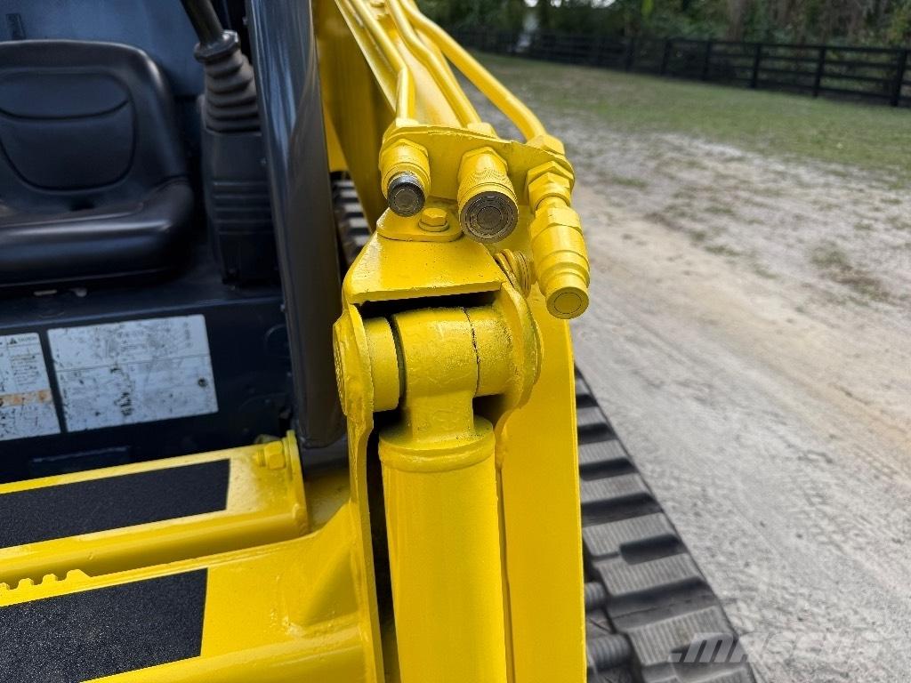 Komatsu CK 35-1 Krautuvai su šoniniu pasukimu