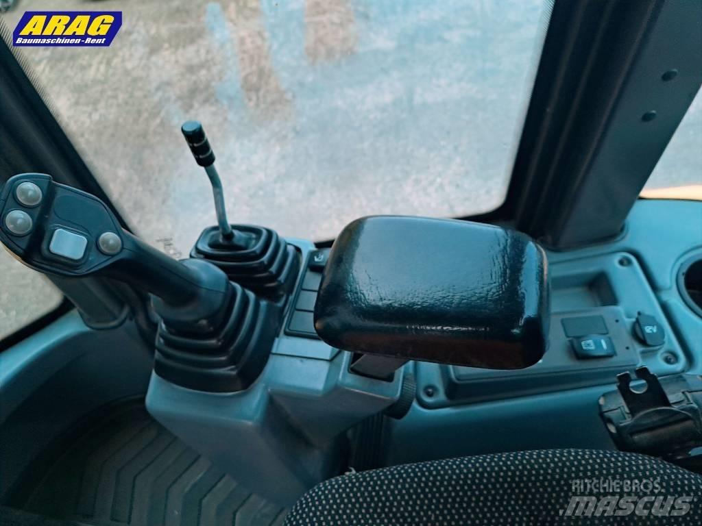 Volvo L 30 G Naudoti ratiniai krautuvai