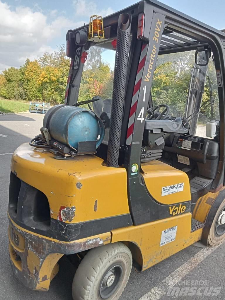 Yale GLP30 LPG (dujiniai) krautuvai