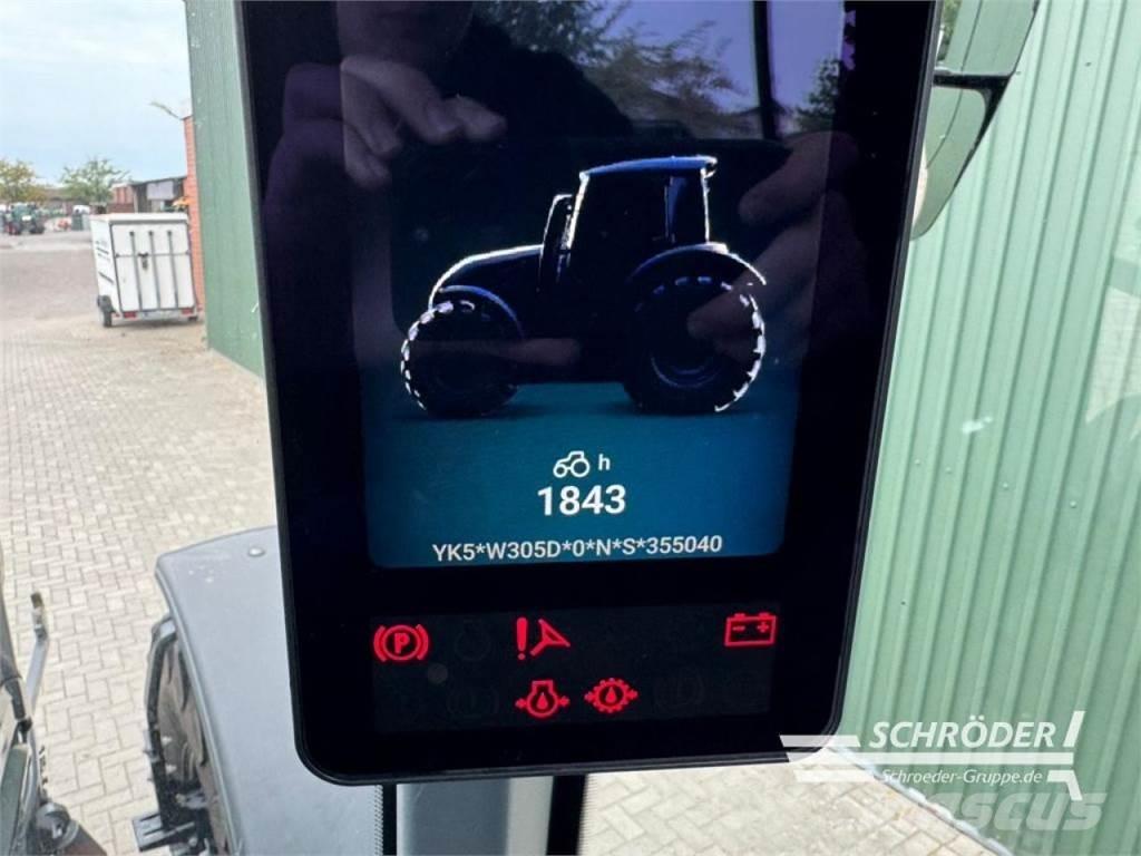 Valtra Q 305 Traktoriai
