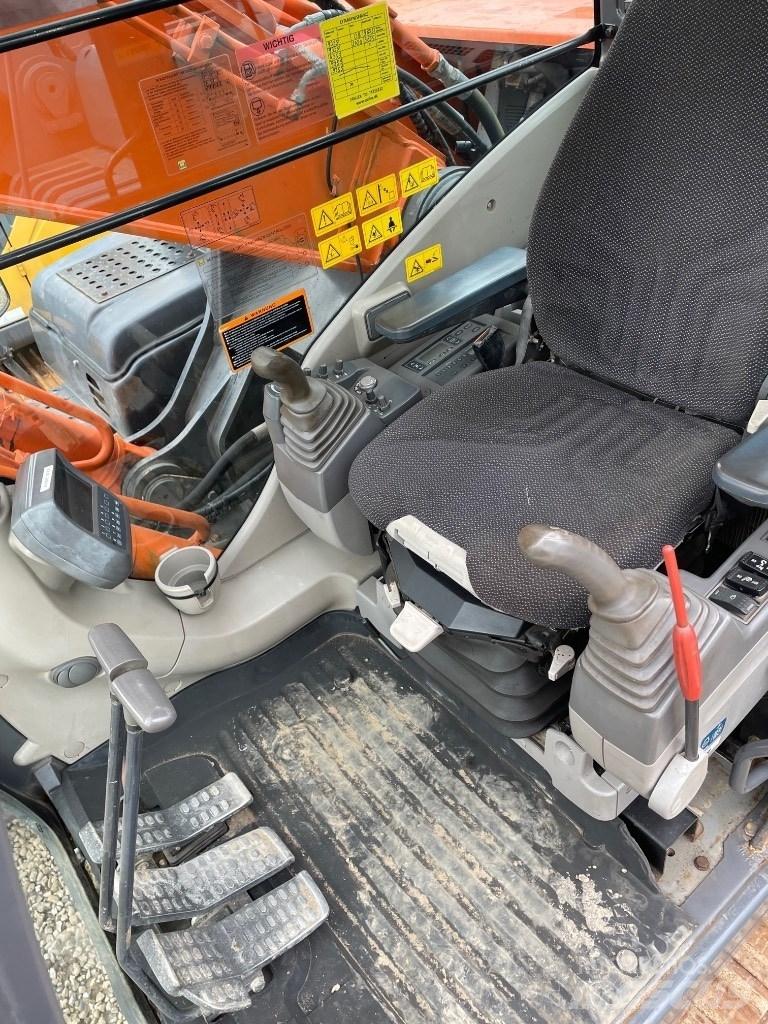 Hitachi ZX350 Vikšriniai ekskavatoriai