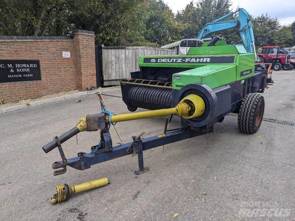 Deutz-Fahr HD 440 Stačiakampių ryšulių presai