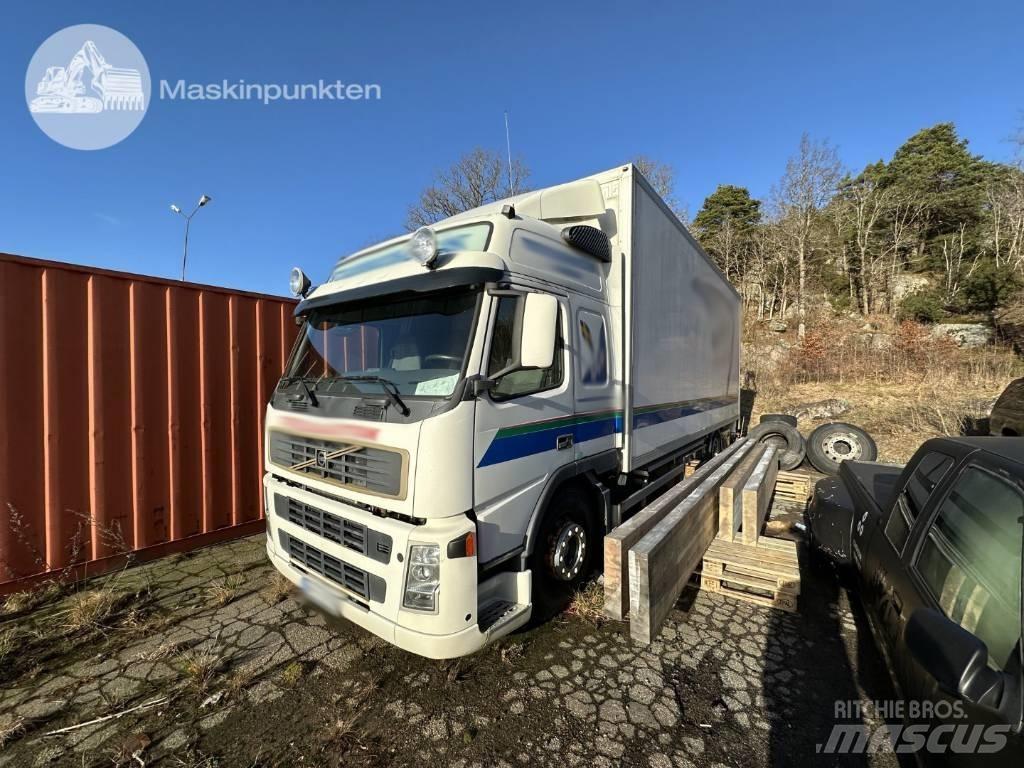 Volvo FM 300 Sunkvežimiai su dengtu kėbulu