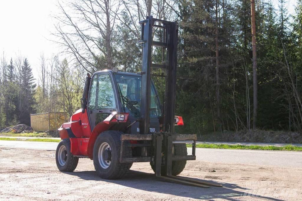 Manitou M 30.4 Visureigiai krautuvai