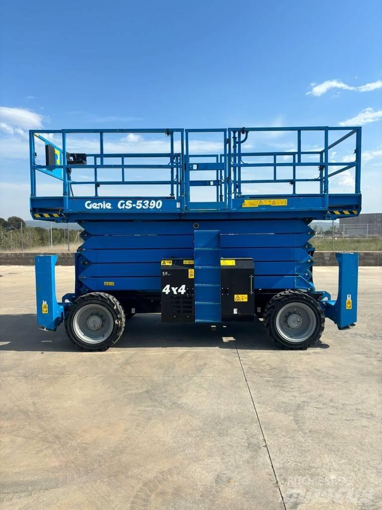Genie GS 5390 RT Žirkliniai keltuvai