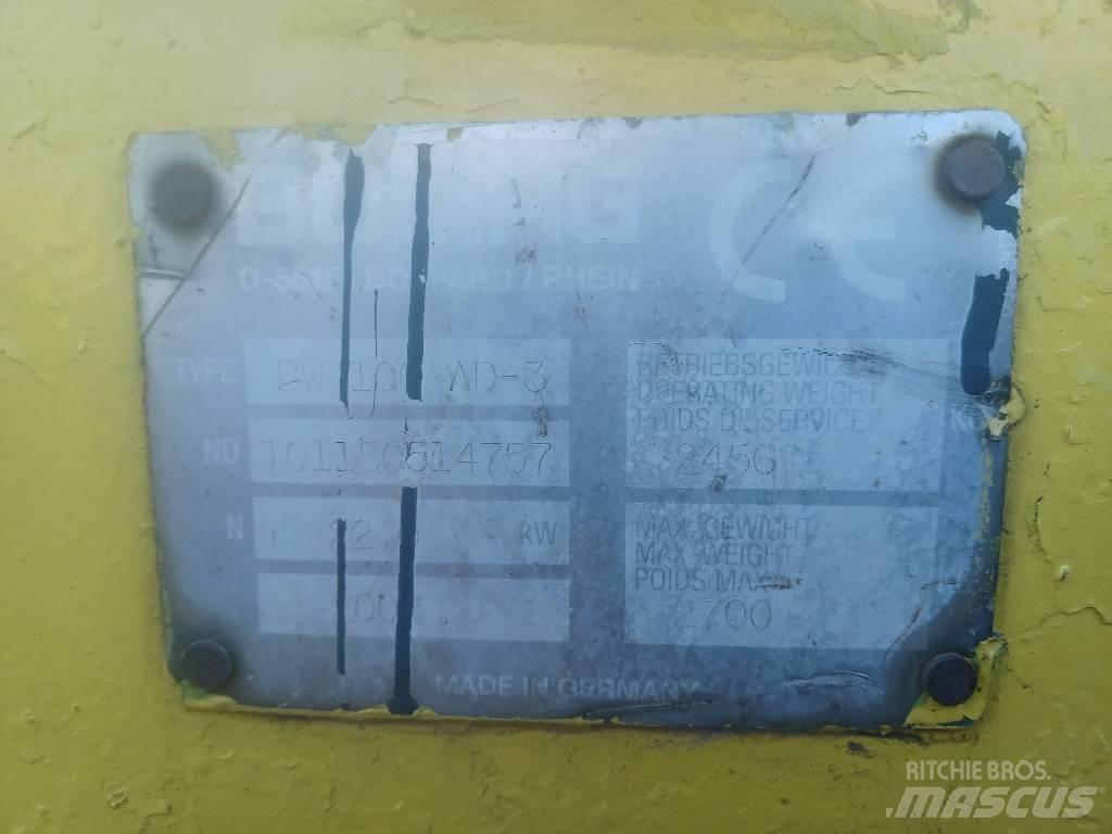 Bomag BW 100 AD-3 Porinių būgnų volai