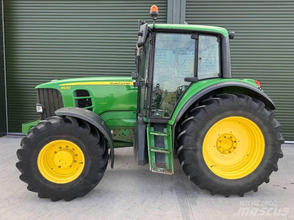 John Deere 6630 Traktoriai
