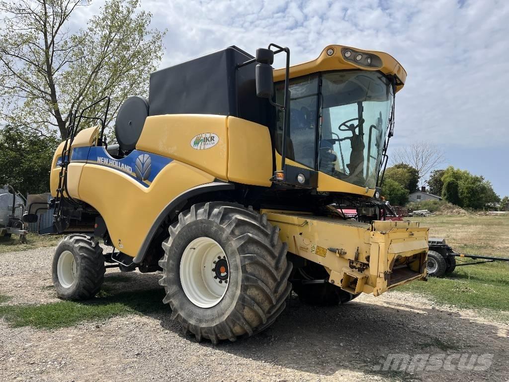 New Holland CX 6090 Derliaus nuėmimo kombainai