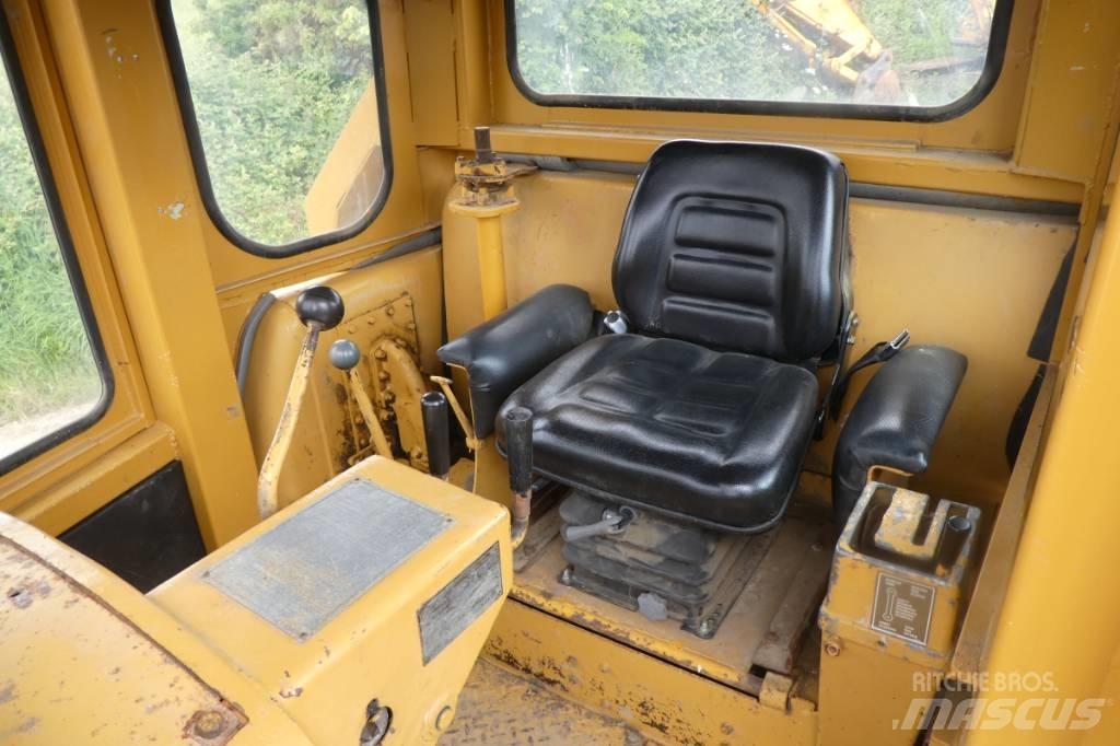 CAT D 8 H Vikšriniai buldozeriai