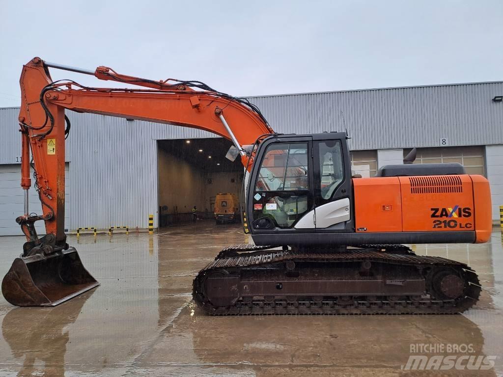 Hitachi ZX210LC-5B Vikšriniai ekskavatoriai