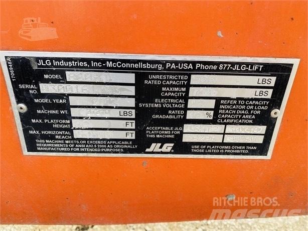 JLG 860 SJ Teleskopiniai keltuvai