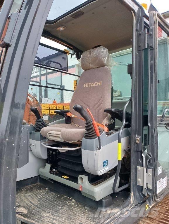 Hitachi ZX130 Vikšriniai ekskavatoriai