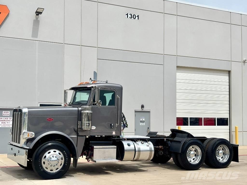Peterbilt 389 Naudoti vilkikai