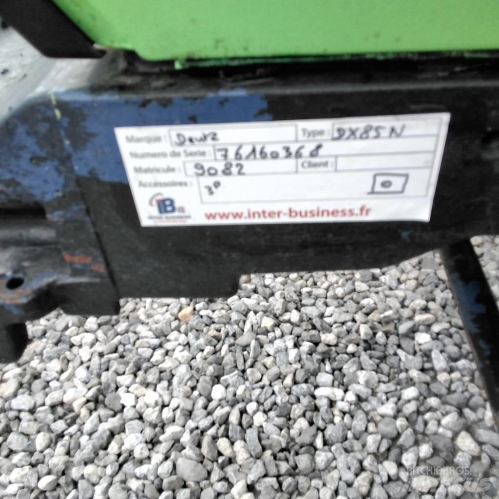 Deutz-Fahr DX85N Traktoriai