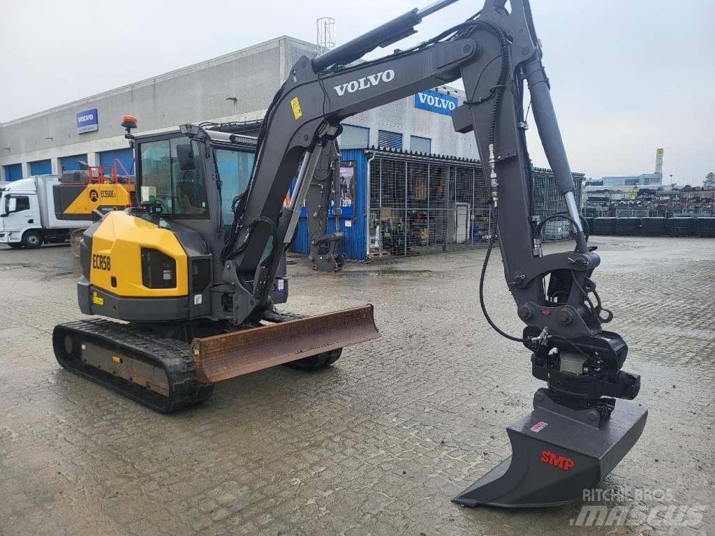 Volvo ECR58F Vidutinės galios ekskavatoriai 7-12 t