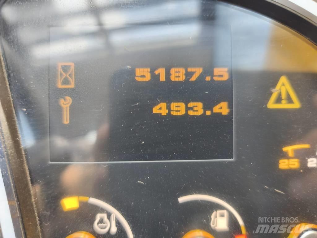JCB 535-140 Teleskopiniai krautuvai