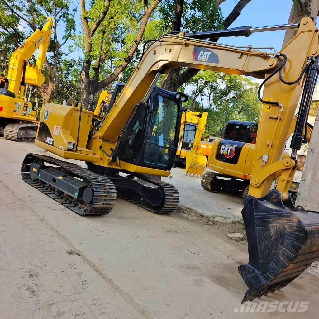 CAT 307 D Vidutinės galios ekskavatoriai 7-12 t