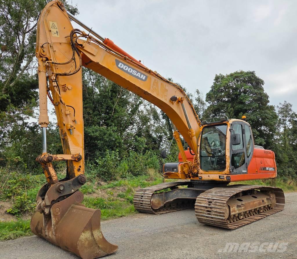 Doosan DX 225 LC Vikšriniai ekskavatoriai