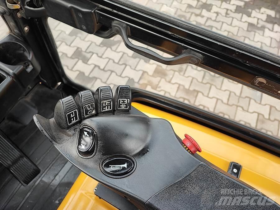 Yale ERP35VL Elektriniai šakiniai krautuvai