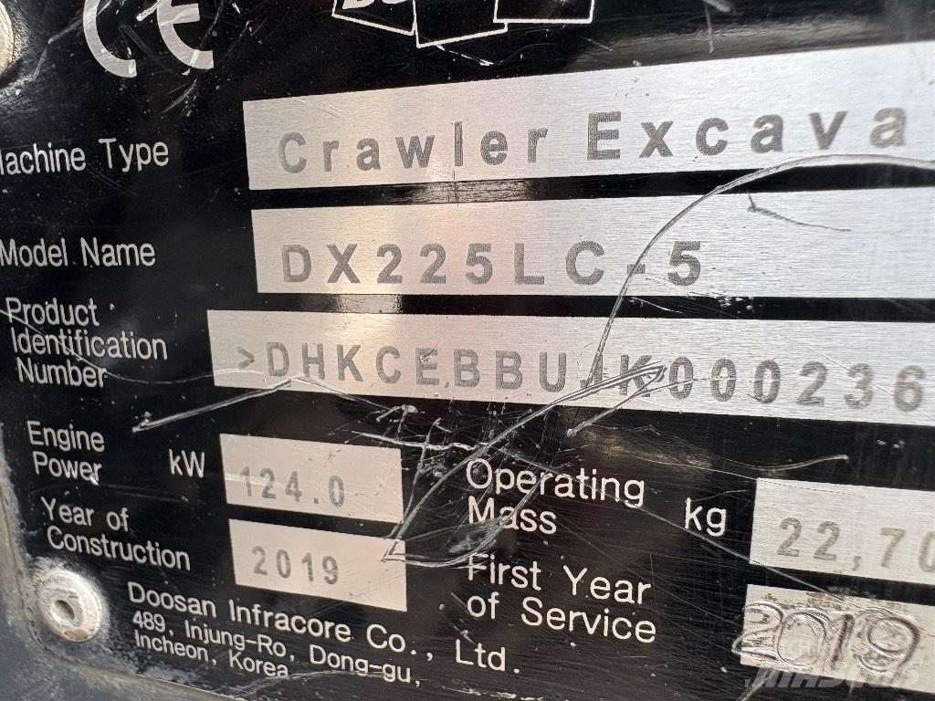 Doosan DX 225 LC-5 Vikšriniai ekskavatoriai