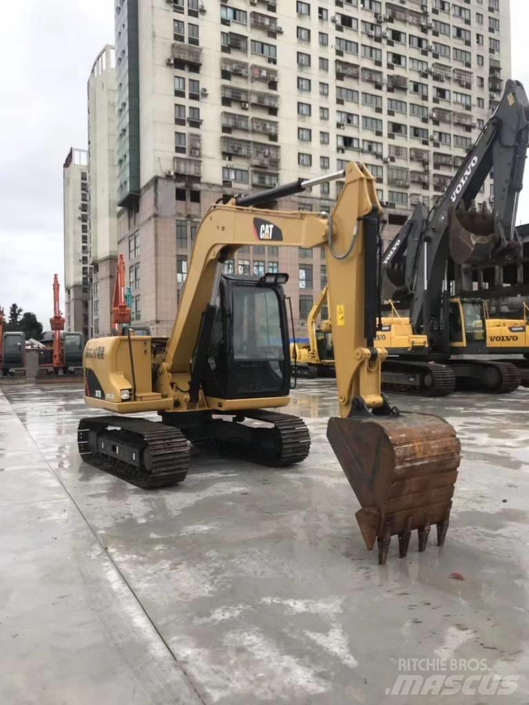 CAT 307 D Vidutinės galios ekskavatoriai 7-12 t