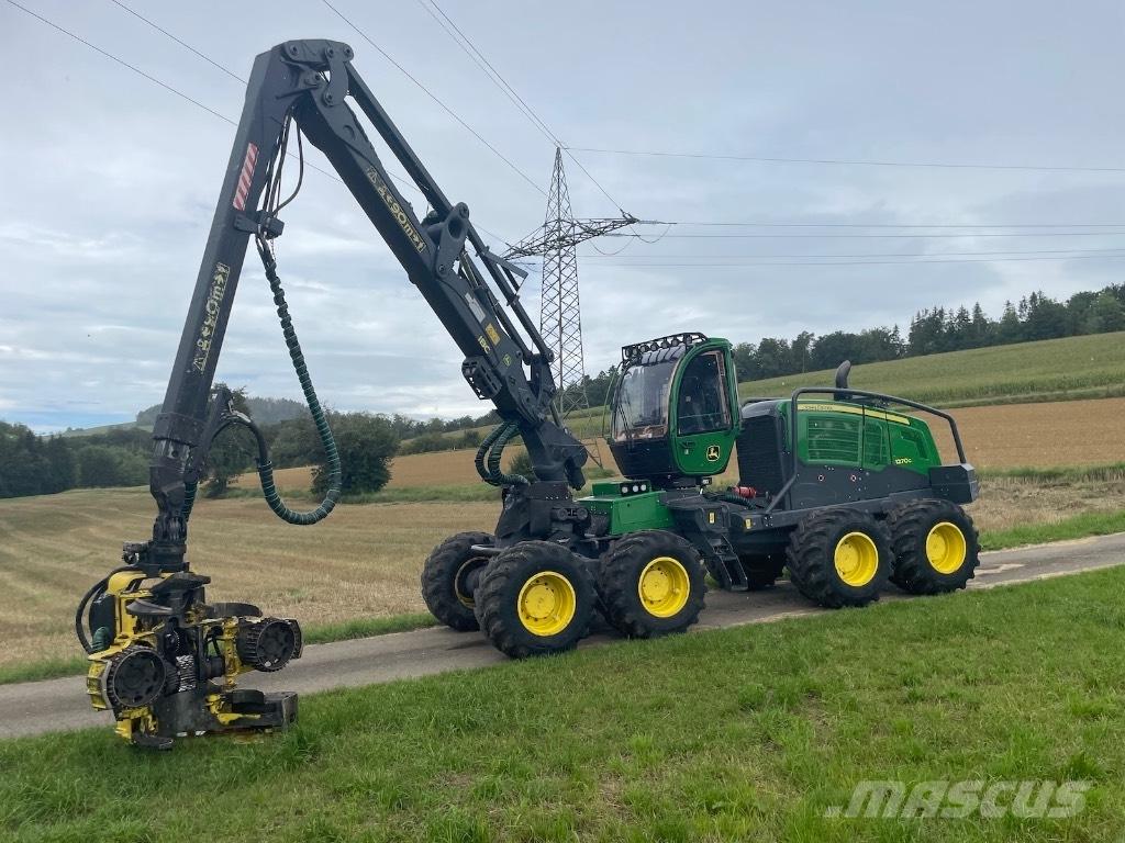 John Deere 1270G 8WD Miško technika (Harvesteriai)