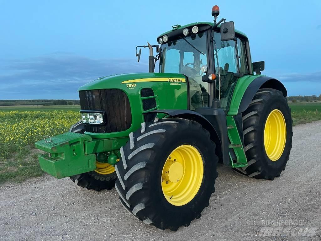 John Deere 7530 Traktoriai