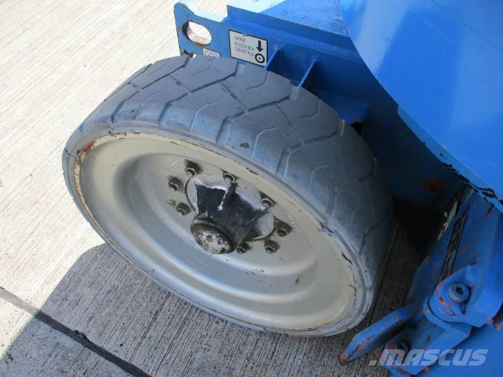 JLG E 300 AJP (180) Teleskopiniai keltuvai