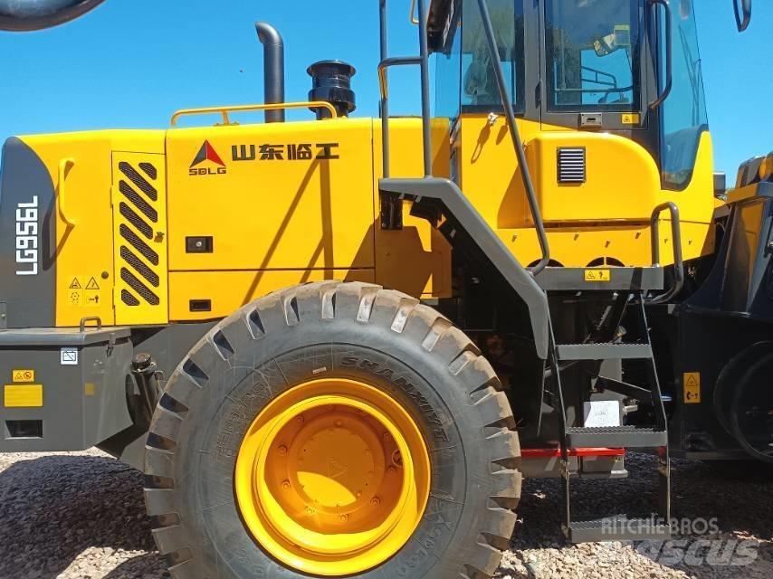 SDLG LG956F Naudoti ratiniai krautuvai