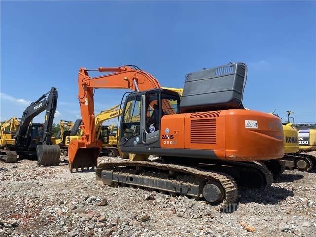 Hitachi ZX 250 Vikšriniai ekskavatoriai