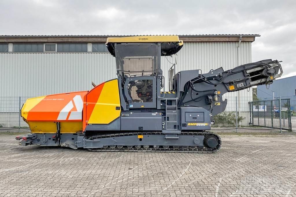 Bomag BMF 2500 S Asfalto klotuvai