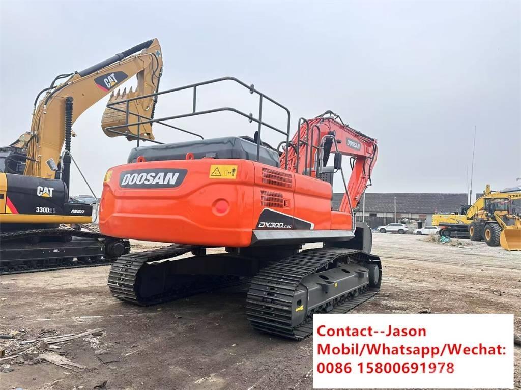 Doosan DX 300 LCA Vikšriniai ekskavatoriai