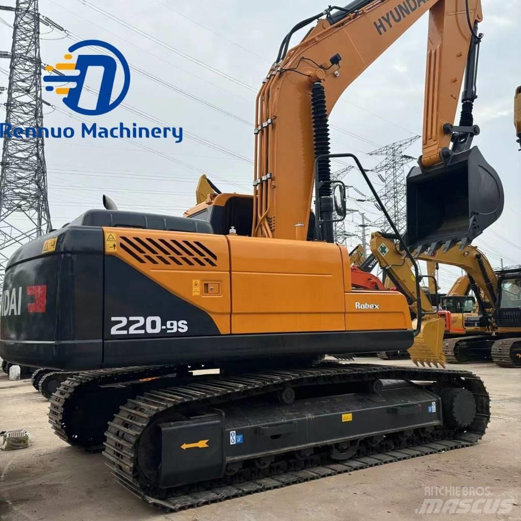Hyundai R220LC-9S Vikšriniai ekskavatoriai