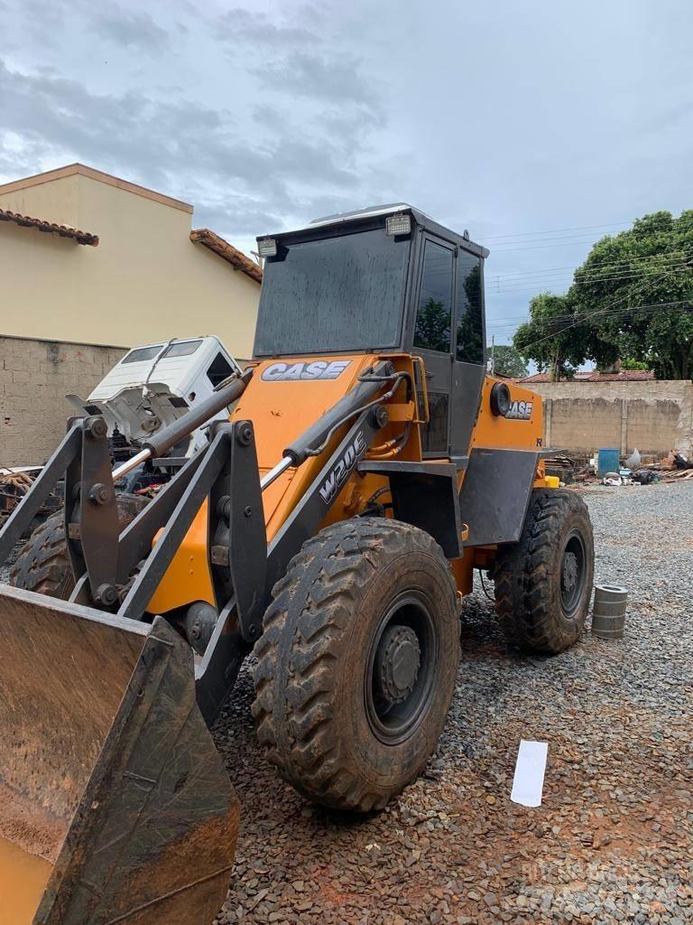 CASE W 20 E Naudoti ratiniai krautuvai