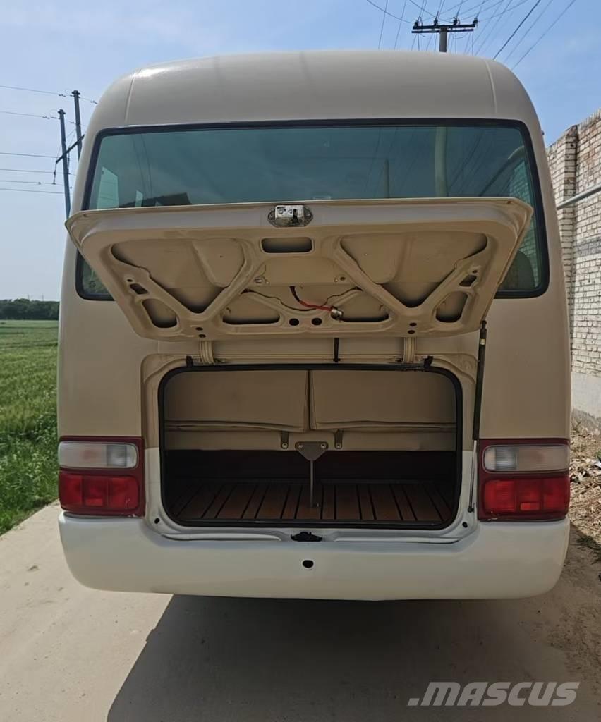 Toyota Coaster Bus Mikroautobusai