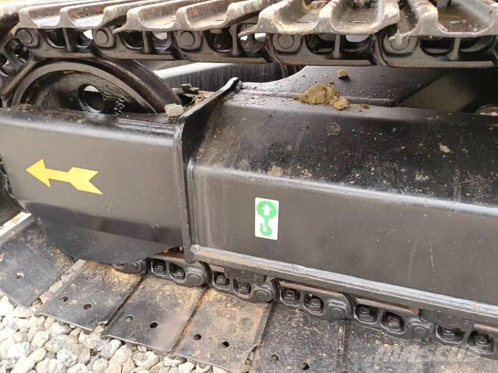 CAT 307 Vikšriniai ekskavatoriai