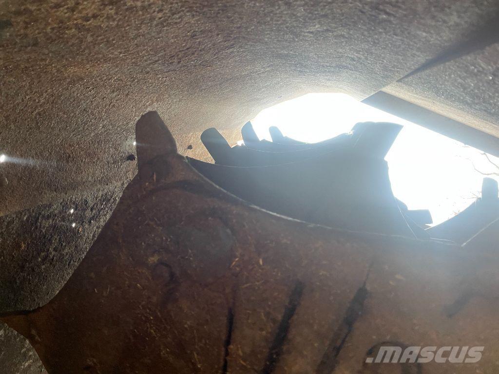 Samson SP 12 Mėšlo barstytuvai