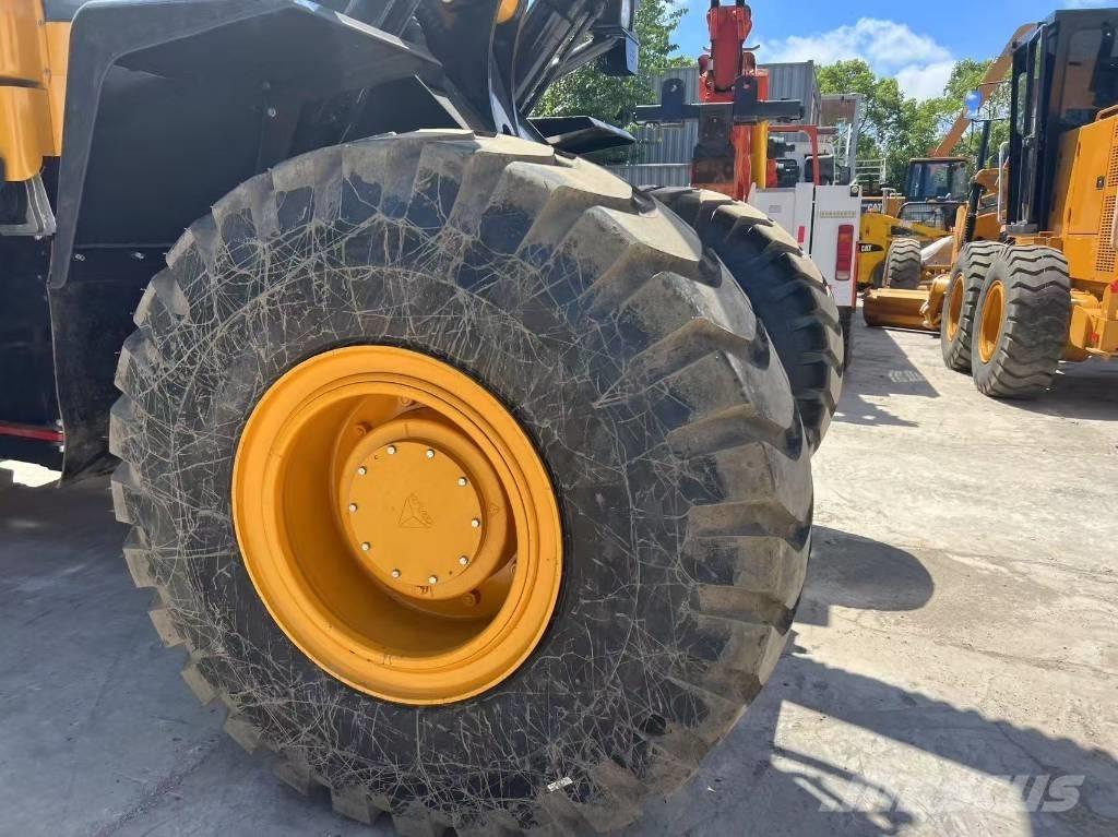 SDLG LG 958 L Naudoti ratiniai krautuvai