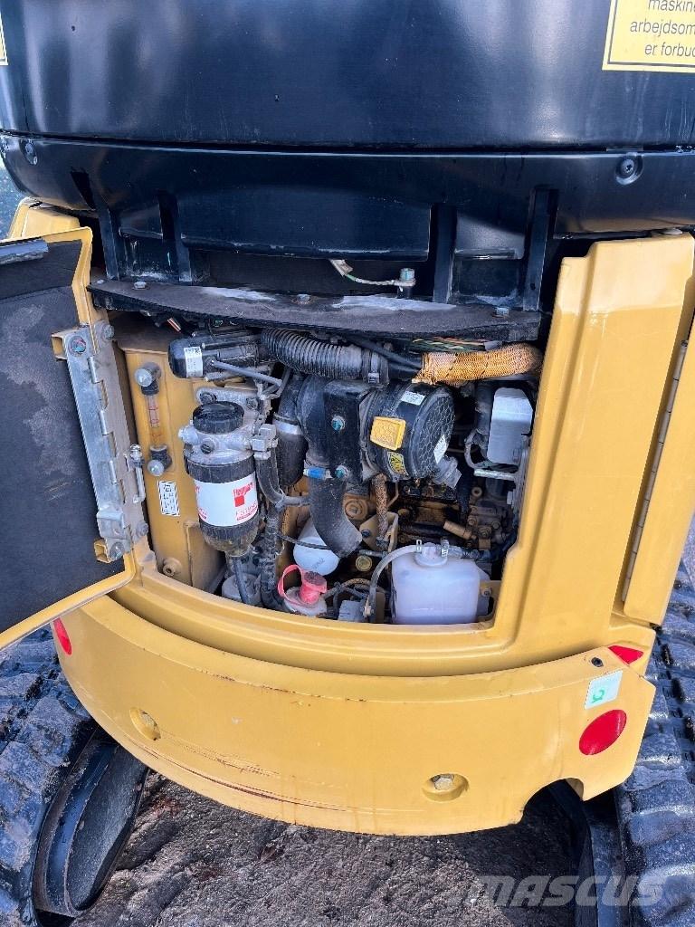 CAT 302 Mini ekskavatoriai < 7 t