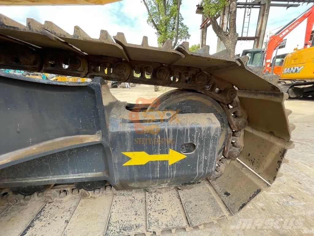 Komatsu PC 200-8 Vikšriniai ekskavatoriai
