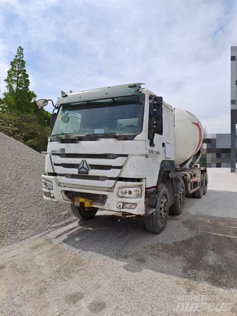 Howo 搅拌车 750 Betono/Cemento maišytuvai