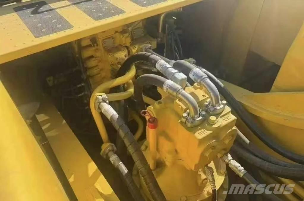 Komatsu PC 350-8 Vikšriniai ekskavatoriai