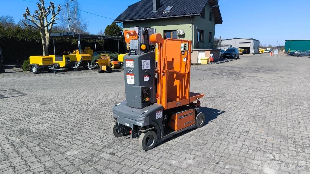 JLG Toucan Duo Vertikalūs stiebiniai keltuvai