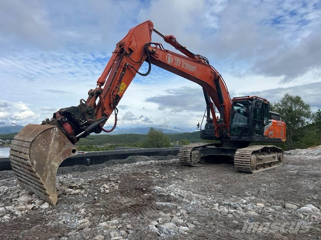 Hitachi ZX 300 LC-7 Vikšriniai ekskavatoriai