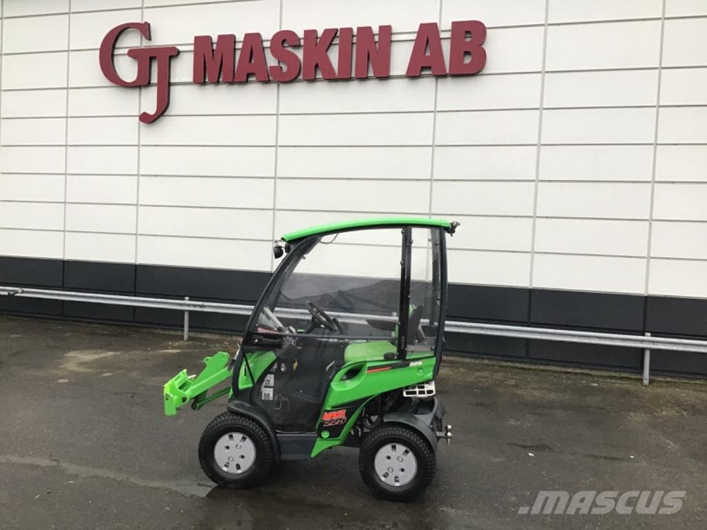 Avant 225 Specializuotos paskirties technika