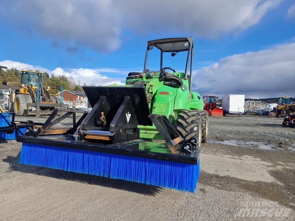  Adapter Avant - S45 Naudoti ratiniai krautuvai