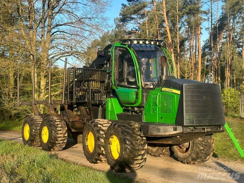 John Deere 1210 E Naudoti miškovežiai (Forvarderiai)