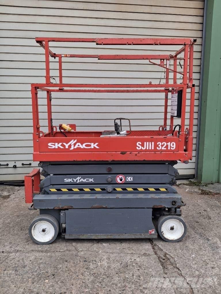 SkyJack SJ III 3219 Žirkliniai keltuvai